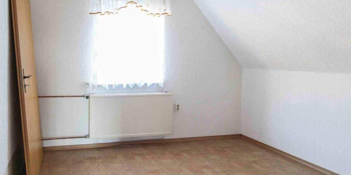 Charmantes Einfamilienhaus im Grünen - ruhige Sackgassenlage mit großem Grundstück 4 zimmer