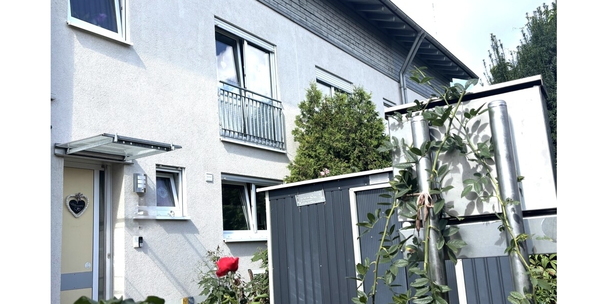 Großzügiges Reihenhaus für Familien in Dresden-Dölzschen: Ruhig, viel Platz & Top-Lage - Reihenmittelhaus Dresden / Dölzschen Dölzschen | Angebot:27350248