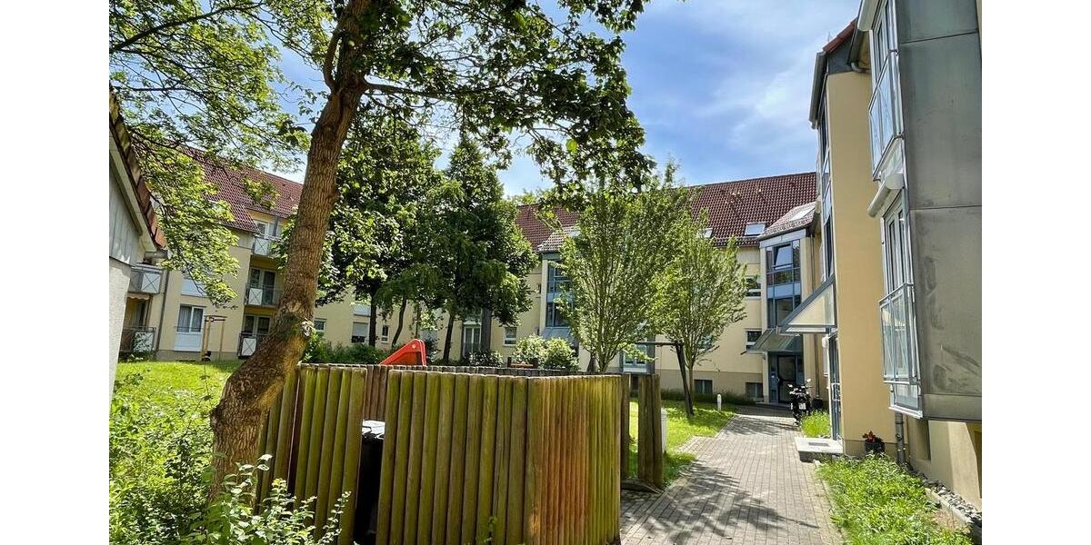 Hochparterre Dresden Schönfeld-Weißig - 1 Zimmer, 35 m&sup2;, 338&euro; | Angebot:25363713