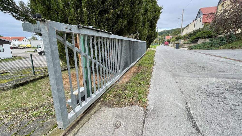 Gewerbeobjekt in logistischer Toplage! 2 zimmer