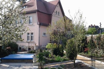 Fabrikantenvilla in Dresden am Elbhang 12 zimmer