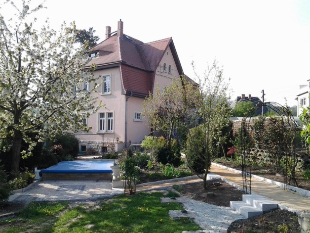 Fabrikantenvilla in Dresden am Elbhang - Einfamilienhaus Dresden Cossebaude | Angebot:19798854