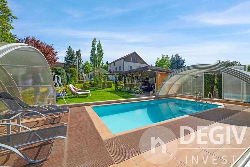Haus zum Kaufen in Dresden 990.000 € 275 m²