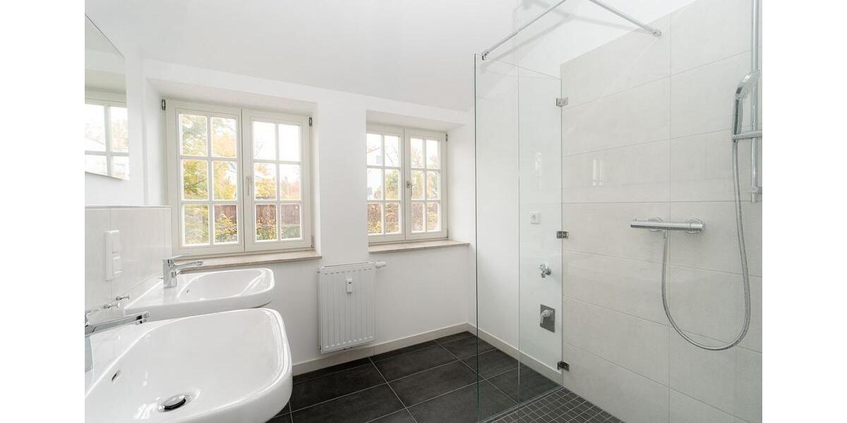 Einfamilienhaus Dresden Loschwitz - 4 Zimmer, 133 m&sup2;, 1.700&euro; | Angebot:23432213