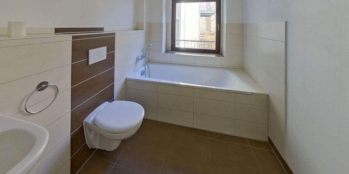 Etagenwohnung Pirna Copitz - 3 Zimmer, 118 m&sup2;, 789&euro; | Angebot:25750276