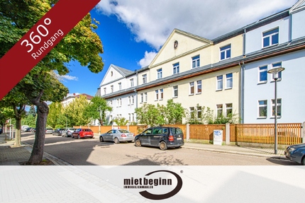 NEUES WANNENBAD MIT FENSTER & HANDTUCHHEIZKÖRPER – NEU GEFLIESTE KÜCHE – GUT GESCHNITTEN 2 zimmer