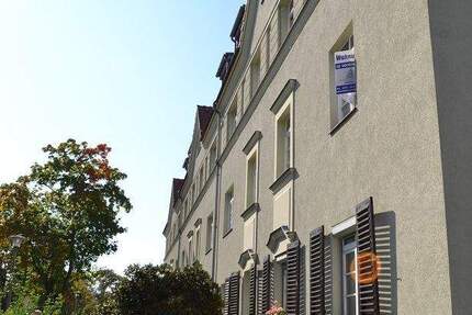 EG-Wohnung in idyllische Wohnlage (Loggia, Garten*, HHK) 2 zimmer