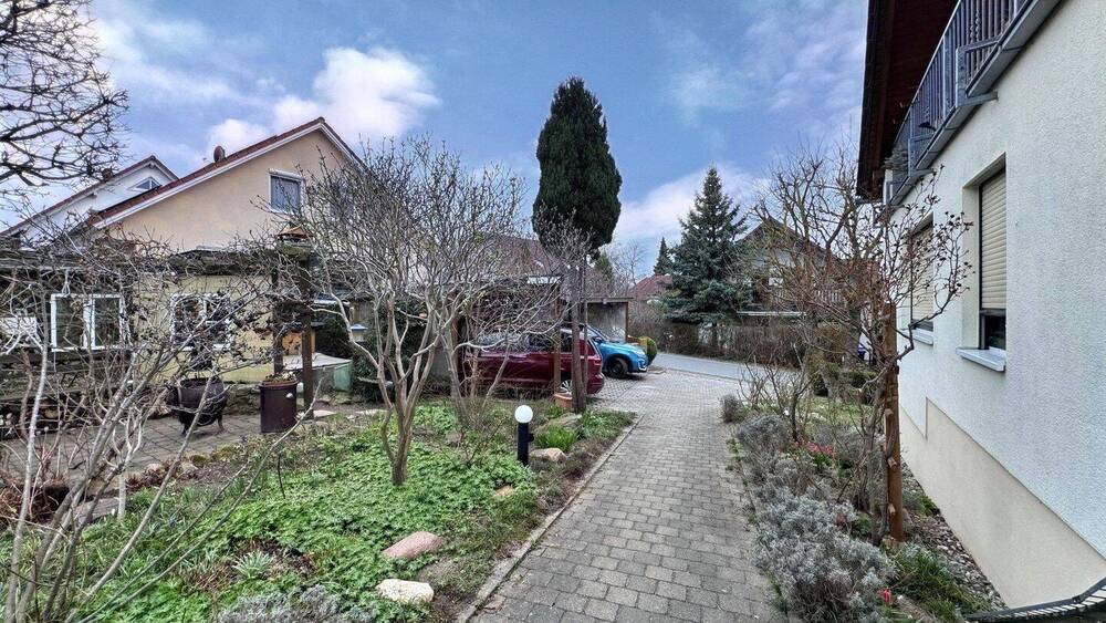 Mehrfamilienhaus, Wohnhaus Dresden Weißig - 9 Zimmer, 280 m&sup2;, 650.000&euro; | Angebot:26108539