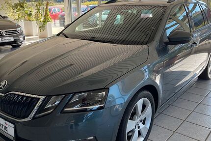 Skoda Octavia 86.535 km 17.999 € Kesselsdorf 01723