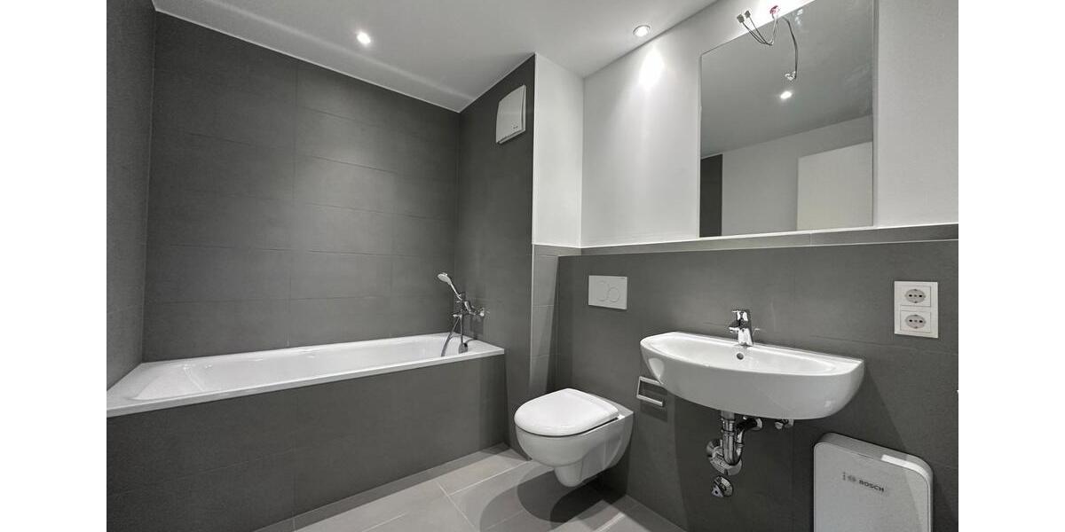 Erdgeschoßwohnung Weinböhla - 5 Zimmer, 133 m&sup2;, 1.563&euro; | Angebot:24657680