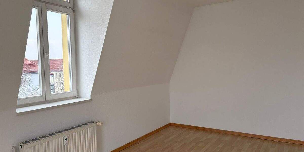 Etagenwohnung Dresden Gruna - 2 Zimmer, 69 m&sup2;, 720&euro; | Angebot:25880977
