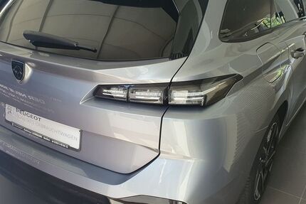 Peugeot 308 58.250 km 19.200 &euro; Meißen 01662