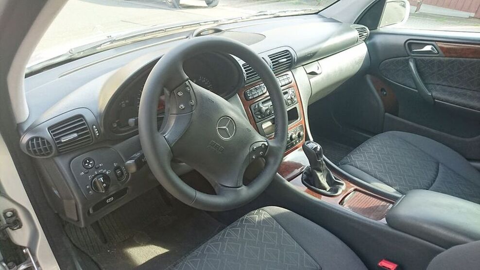 C 200