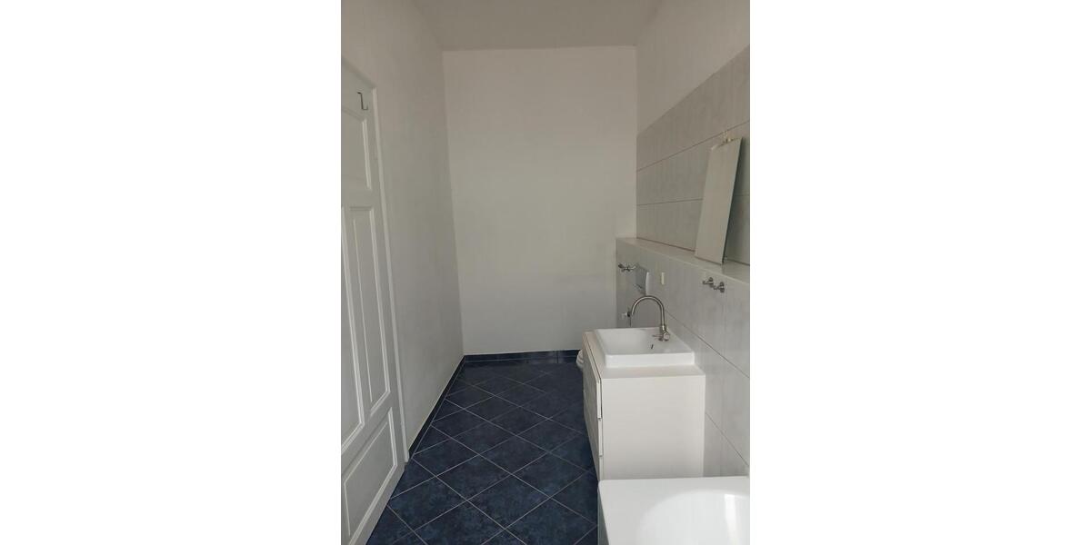 Etagenwohnung Dresden Neustadt - 2 Zimmer, 63 m&sup2;, 995&euro; | Angebot:26150208