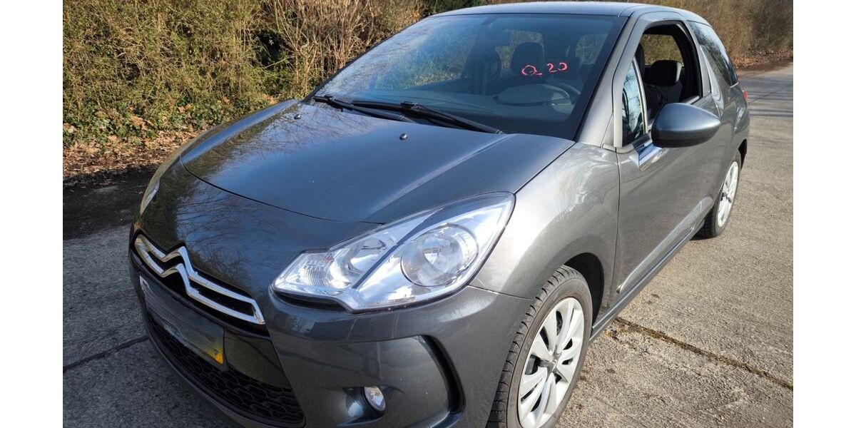 Citroen DS3 64.000 km 5.400 &euro; Pirna 01796