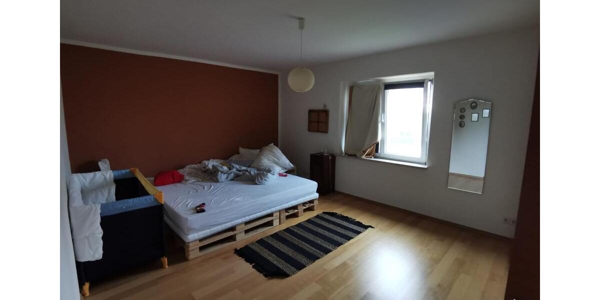 Einfamilienhaus Dresden Klotzsche - 8 Zimmer, 215 m&sup2;, 590.000&euro; | Angebot:27119340