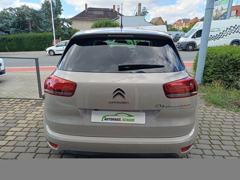 Citroen C4 SpaceTourer 1.2 PureTech Live 54.000 km 16.995 € Meißen 01662