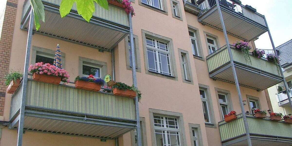 Etagenwohnung Dresden Löbtau-Süd - 4 Zimmer, 107 m&sup2;, 300.000&euro; | Angebot:26911286
