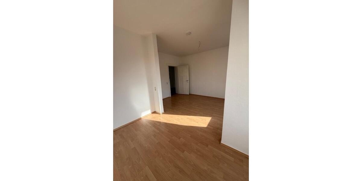 Etagenwohnung Dresden Cotta - 2 Zimmer, 63 m&sup2;, 475&euro; | Angebot:25414656