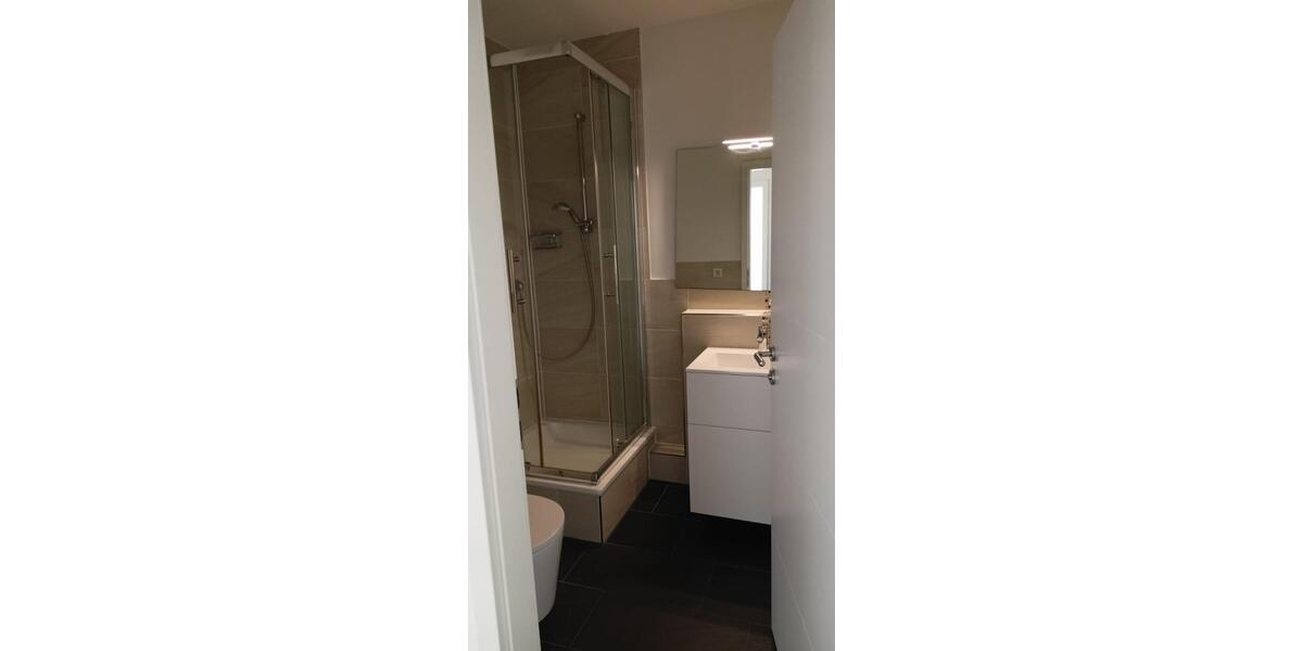 Top Altersvorsorge mit 4,8% Mietrendite, Stellplatz, Balkon & EBK 2 zimmer