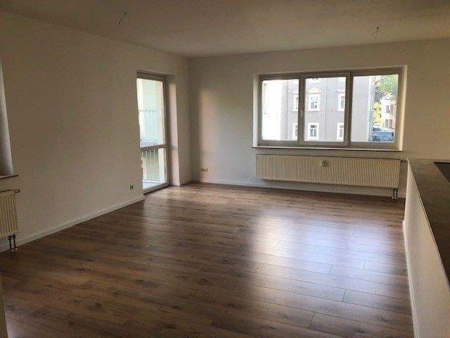 Etagenwohnung Dresden Cotta - 2 Zimmer, 67 m&sup2;, 580&euro; | Angebot:24872289