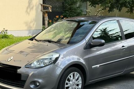 Renault Clio 110.504 km 4.650 &euro; Pirna 01796