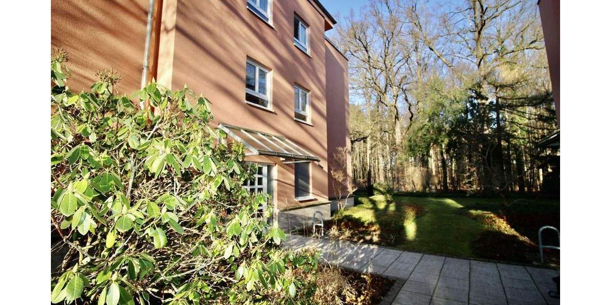 +++ Traumwohnung im beliebten Stadtteil Bühlau- mit Fahrstuhl! +++ 2 zimmer