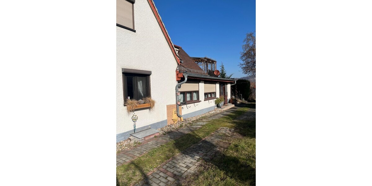 Doppelhaushälfte in Dresden mit großem Garten und Nebengelaß - Einfamilienhaus Dresden Kaditz | Angebot:26259042