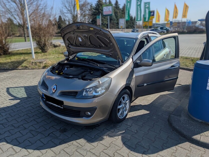 Renault Clio III 60.000 km 3.900 € Dresden 01067