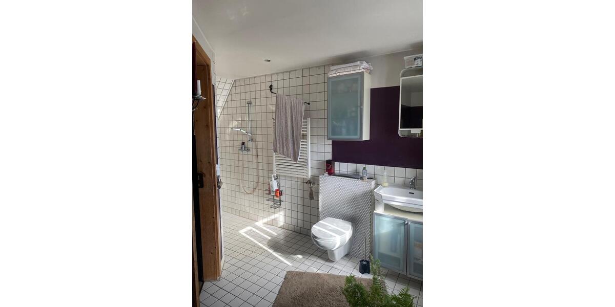 Einfamilienhaus Großröhrsdorf - 6 Zimmer, 140 m&sup2;, 160.000&euro; | Angebot:25523323