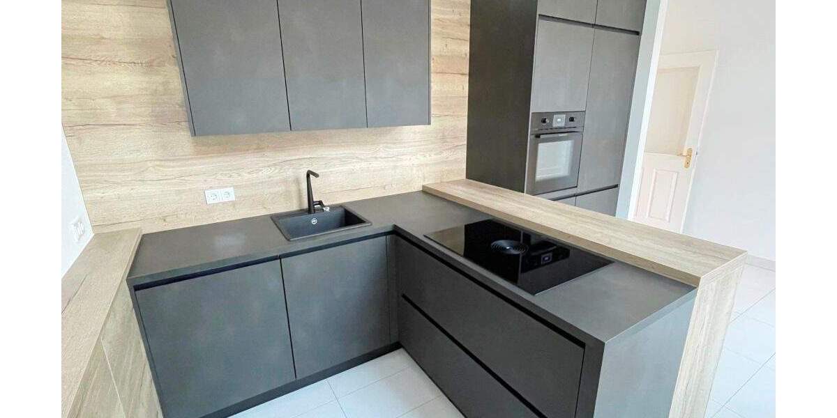 Etagenwohnung Dresden Innere Neustadt - 2 Zimmer, 86 m&sup2;, 450.000&euro; | Angebot:25690902
