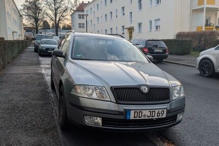 Skoda Octavia 227.000 km 2.200 &euro; Dresden 01219