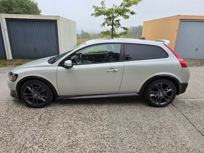 Volvo C30 135.000 km 7.999 € Dresden 01257