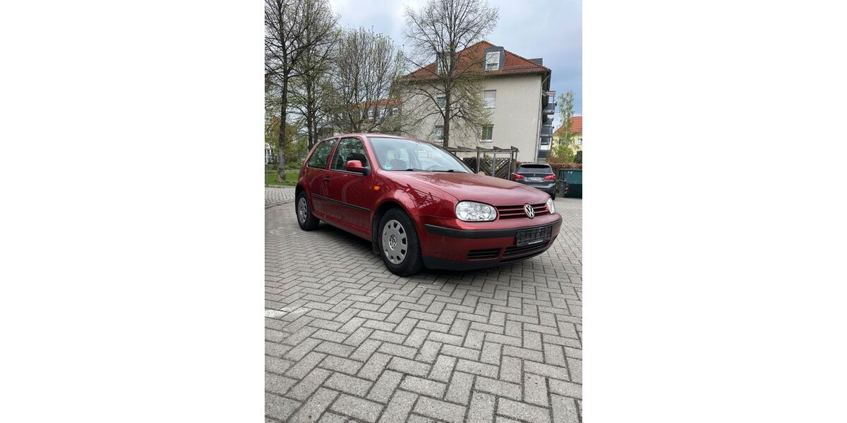 VW Golf 134.000 km 1.500 &euro; Dresden 01237