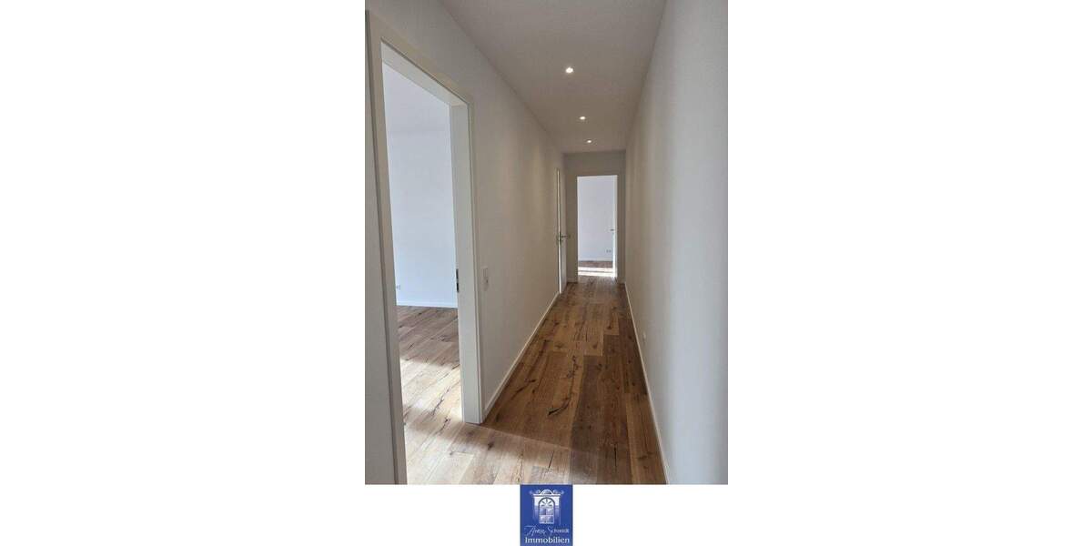 Barrierefreie Dachwohnung mit 2 Balkonen an der Elbe in beliebter HafenCity! Erstbezug! 3 zimmer