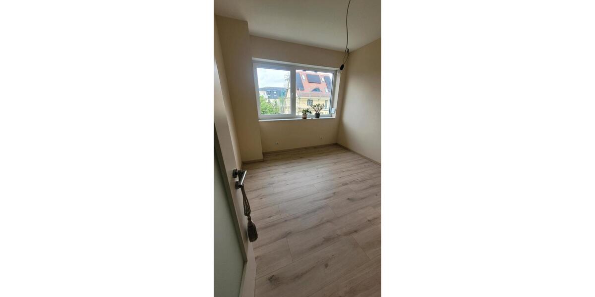 Doppelhaushälfte Dresden Cossebaude - 5 Zimmer, 150 m&sup2;, 724.000&euro; | Angebot:27209299