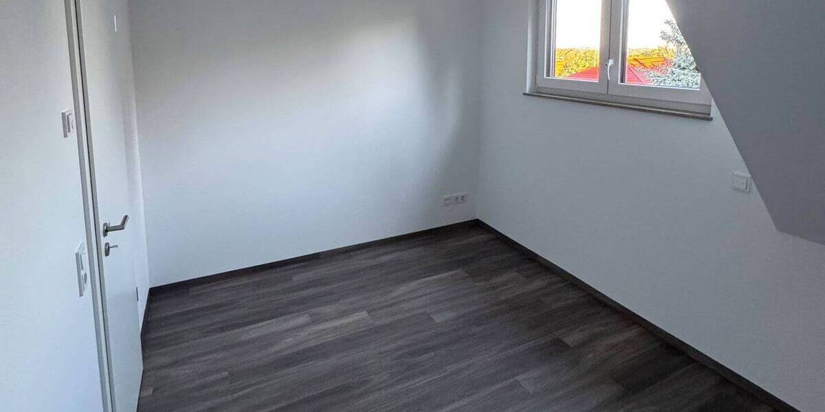 Doppelhaushälfte Klipphausen Hühndorf - 4 Zimmer, 132 m&sup2;, 1.950&euro; | Angebot:26513810