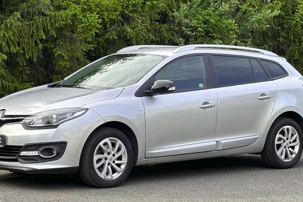 Renault Megane 142.896 km 3.999 &euro; Heidenau 01809