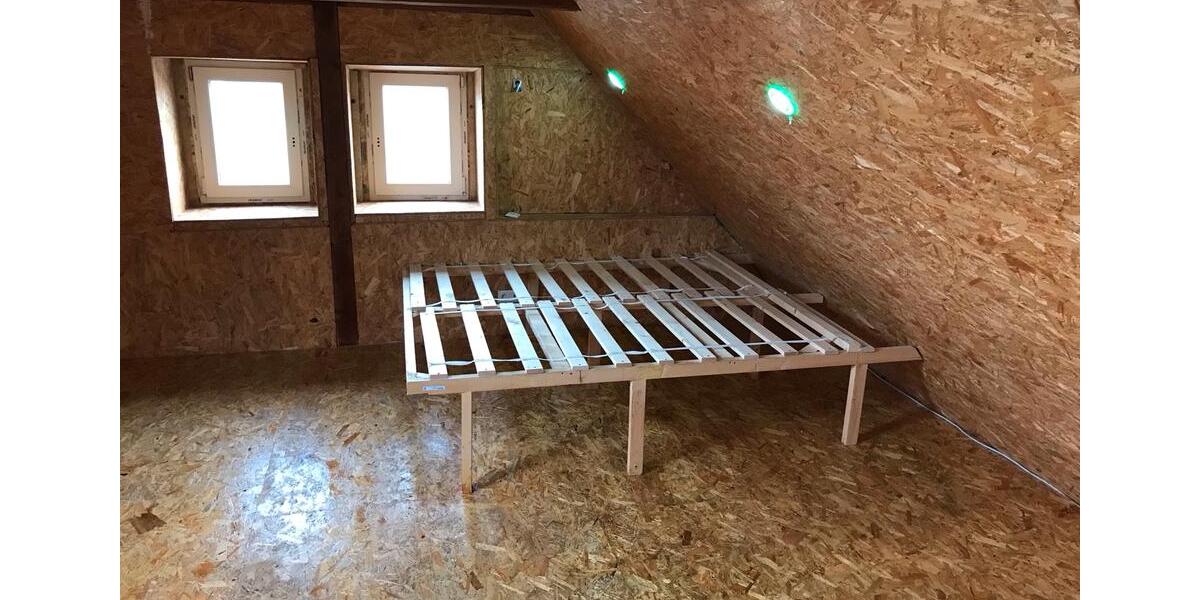 Einfamilienhaus Meißen - 8 Zimmer, 200 m&sup2;, 1.250&euro; | Angebot:25522926