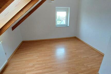 Wohnung Großröhrsdorf - 3 Zimmer, 66 m&sup2;, 529&euro; | Angebot:25352422