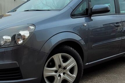 Opel Zafira 176.000 km 3.200 &euro; Dresden 01279