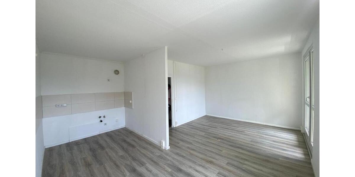 Etagenwohnung Pirna - 3 Zimmer, 57 m&sup2;, 69.000&euro; | Angebot:26987357