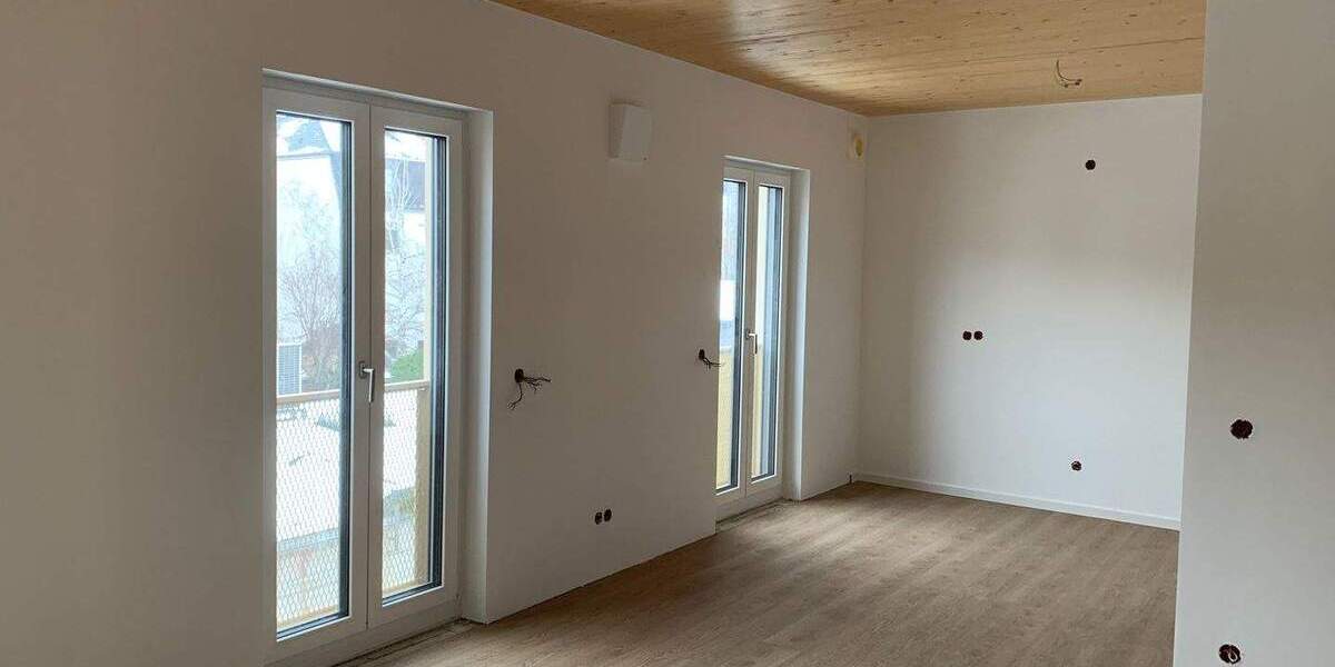 Etagenwohnung Dresden Äußere Neustadt - 3 Zimmer, 100 m&sup2;, 1.660&euro; | Angebot:25836250
