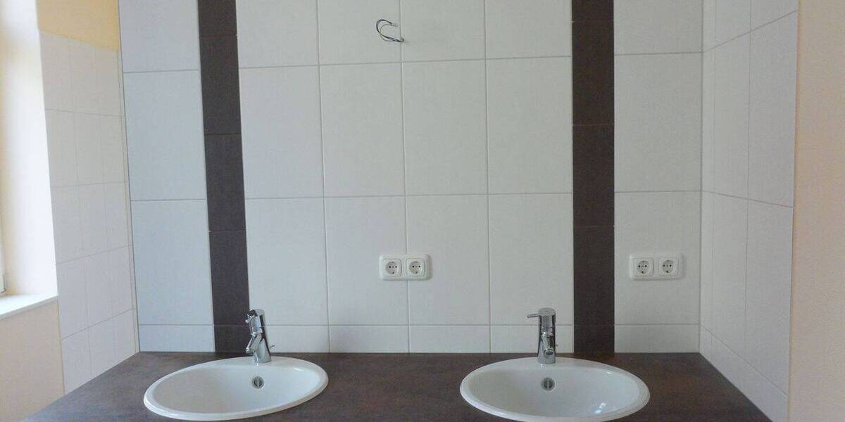 Etagenwohnung Dresden Bühlau/Weißer Hirsch - 3 Zimmer, 85 m&sup2;, 375.000&euro; | Angebot:26931003
