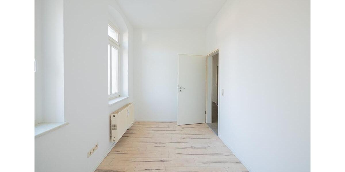 Etagenwohnung Dresden Klotzsche - 3 Zimmer, 75 m&sup2;, 1.100&euro; | Angebot:25181810
