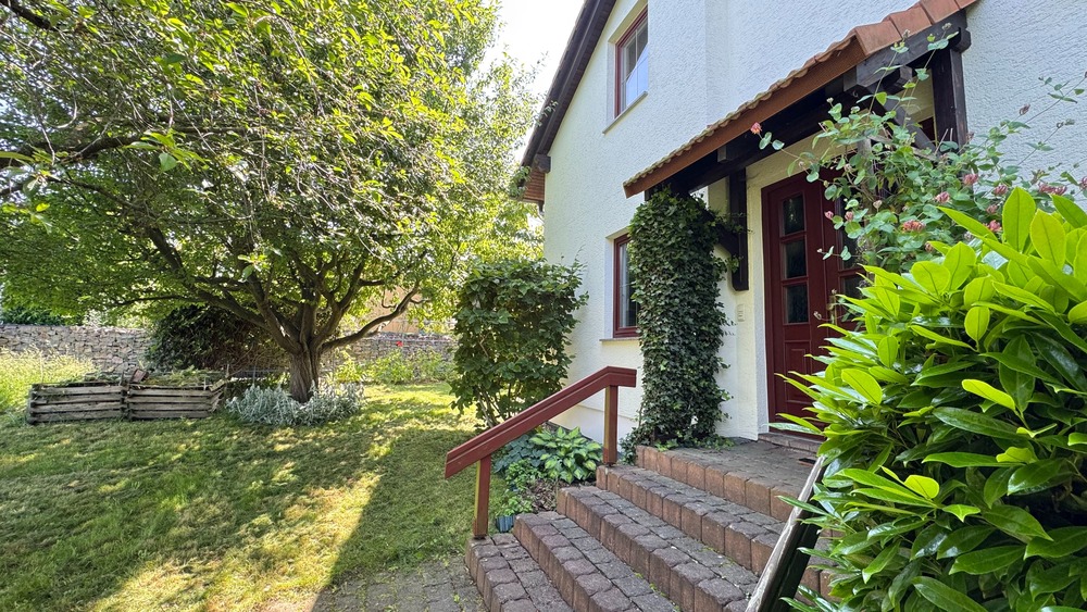 Helles, großes Einfamilienhaus mit Einliegerwohnung und Büro, Praxis oder Ferienwohnung - Einfamilienhaus Pohrsdorf Pohrsdorf | Angebot:27456107