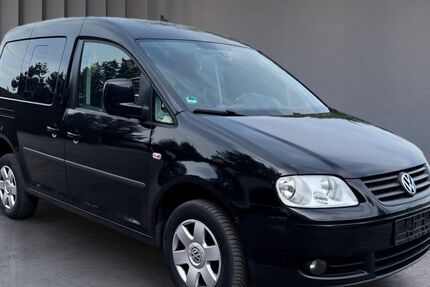 VW Caddy 156.700 km 9.900 &euro; Dresden 01108