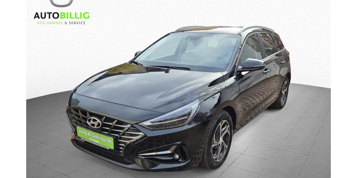 Hyundai i30 17.069 km 18.850 &euro; Dresden 01127