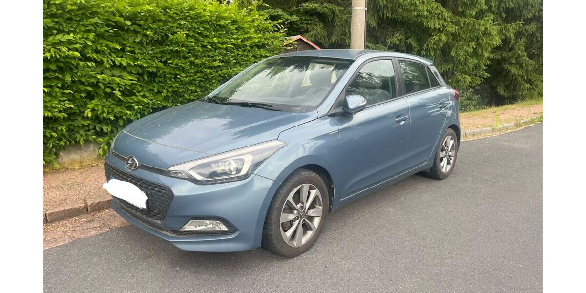 Hyundai i20 26.000 km 9.560 &euro; Weinböhla 01689