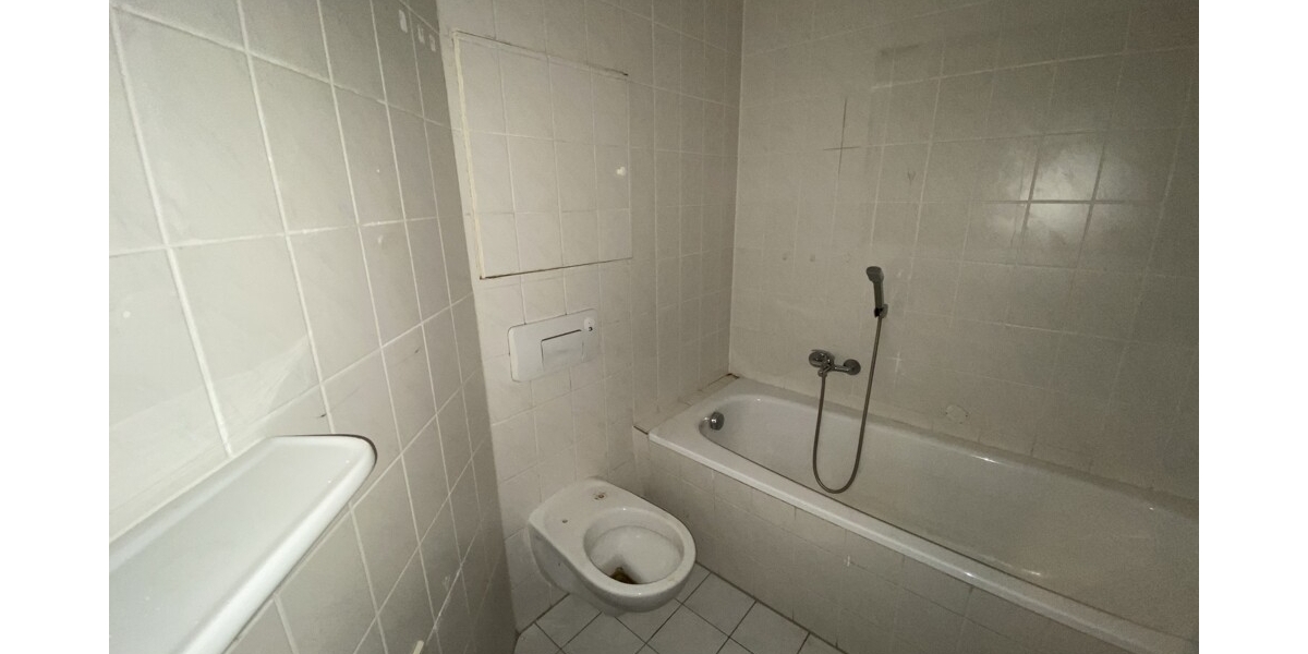 Zentrale Lage mit Potenzial: 2-Zimmer-Eigentumswohnung in Coswig – Ideal für Paare & Kapitalanleger! - Etagenwohnung Coswig | Angebot:27307718